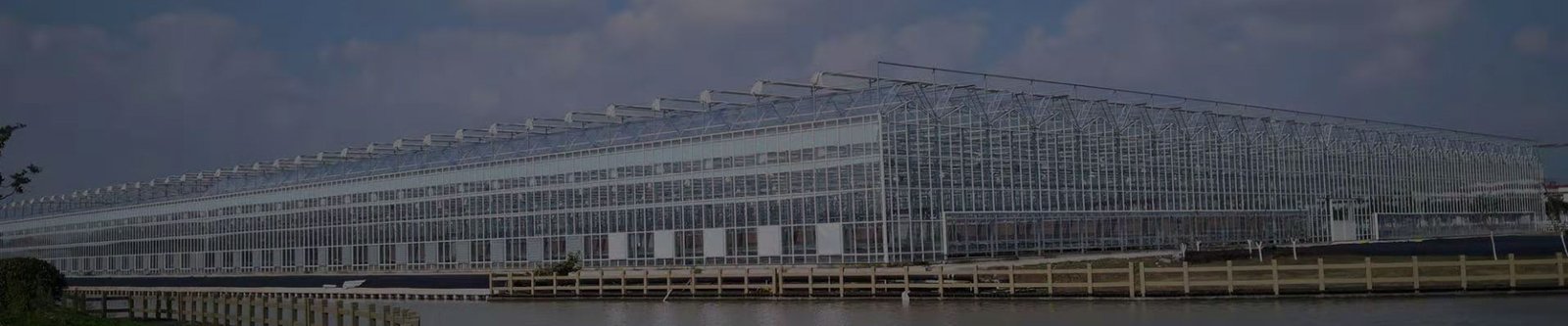 Teaching-&-experiment-greenhouse-bg1